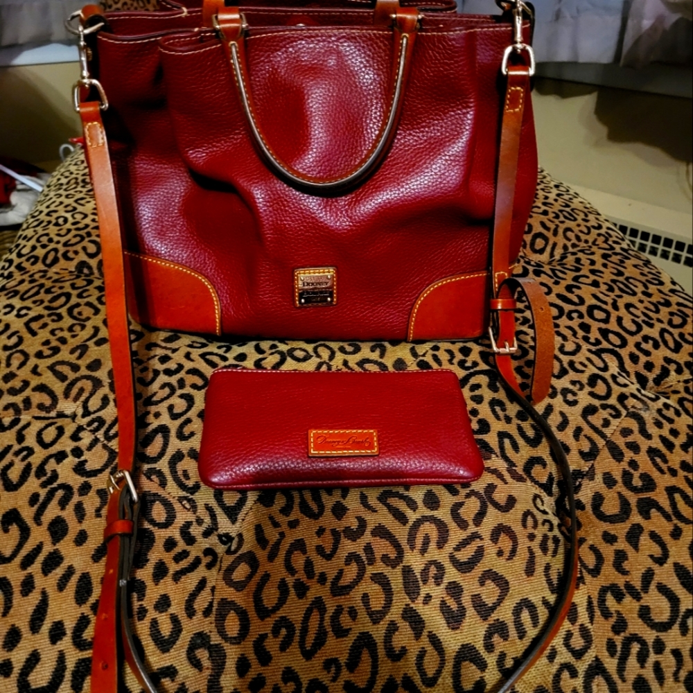 Dooney and Bourke large satchel